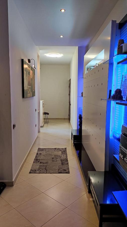 Lolu Apartment Plus Privat Parking Vlorë Dış mekan fotoğraf